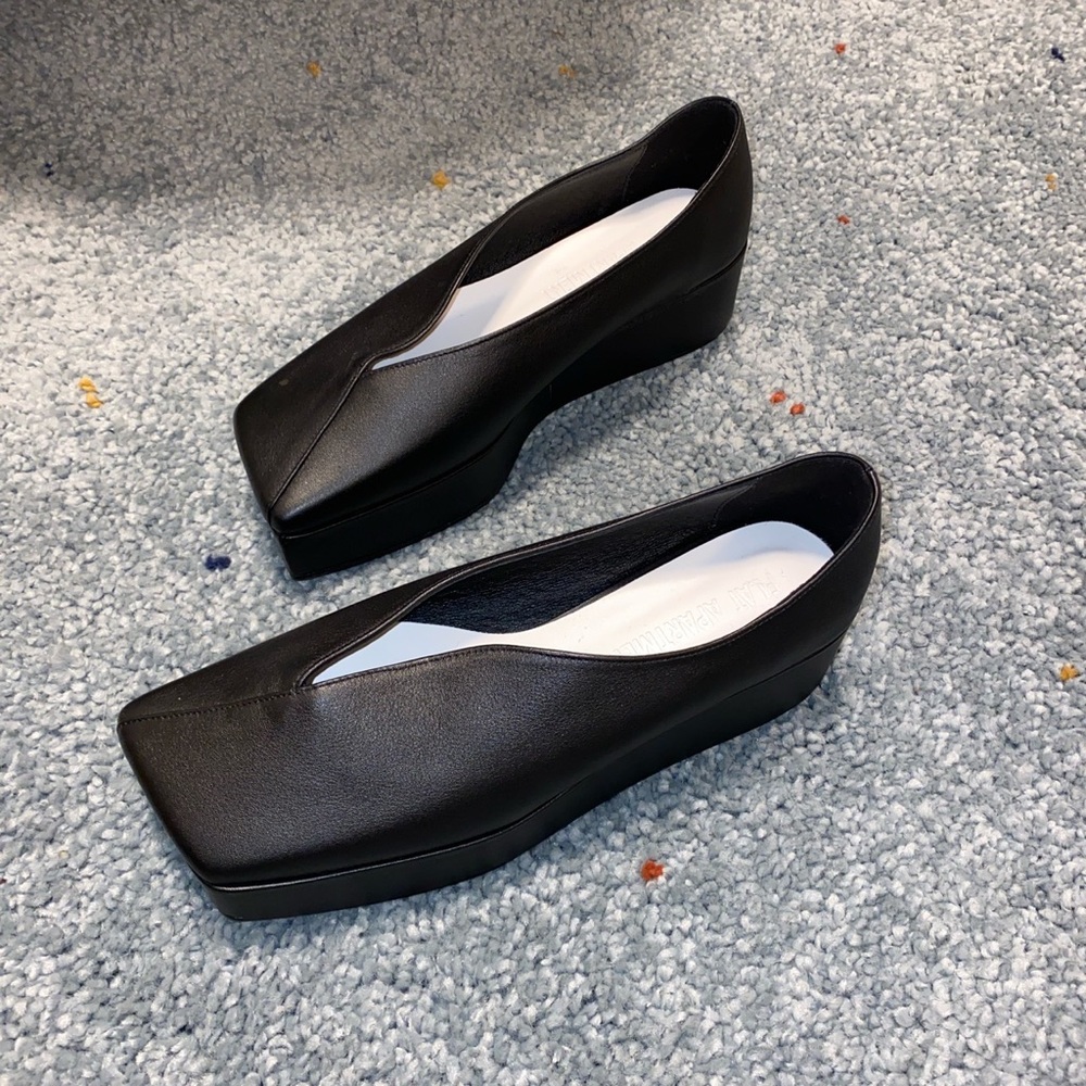 Flat Apartment Wedges